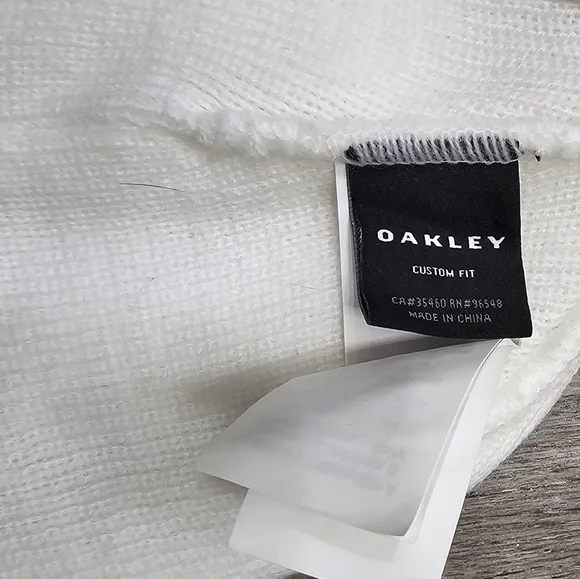 Oakley Team Patch White Beanie - Picture 4 of 4